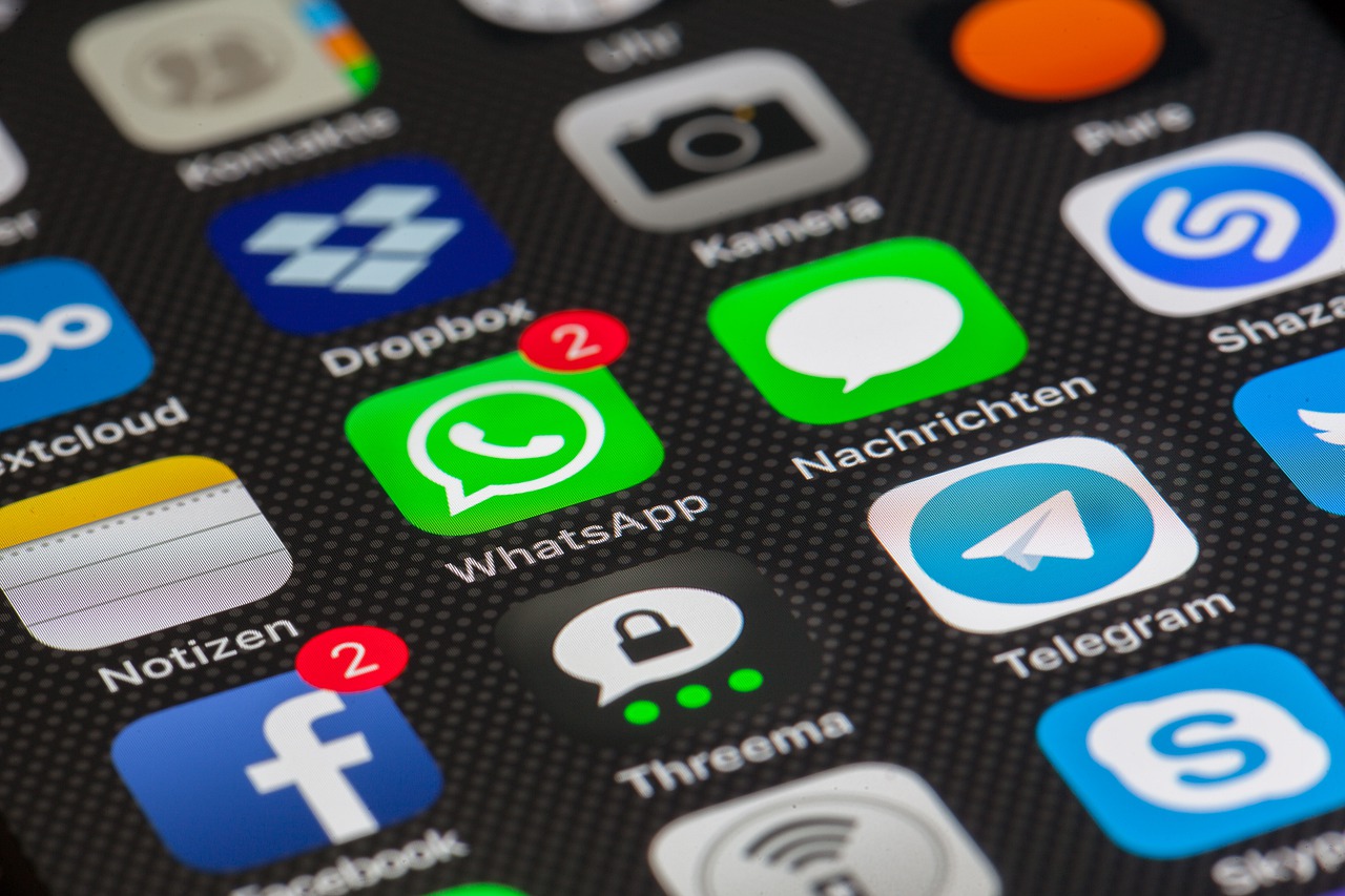 OLG Frankfurt a.M. erklärt WhatsApp zur beleidigungsfreien Zone