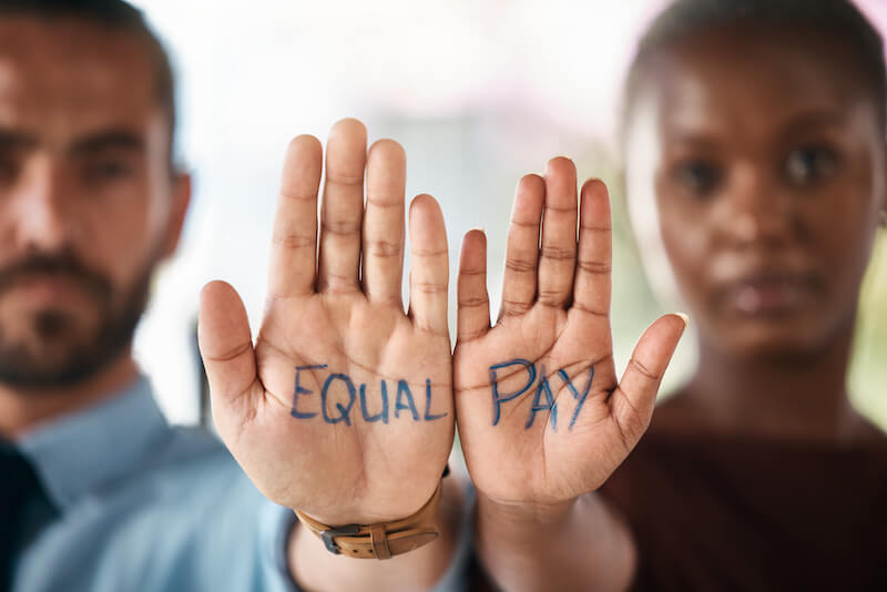Equal Pay: Vergleich zwischen Journalistin und öffentlichen Sender