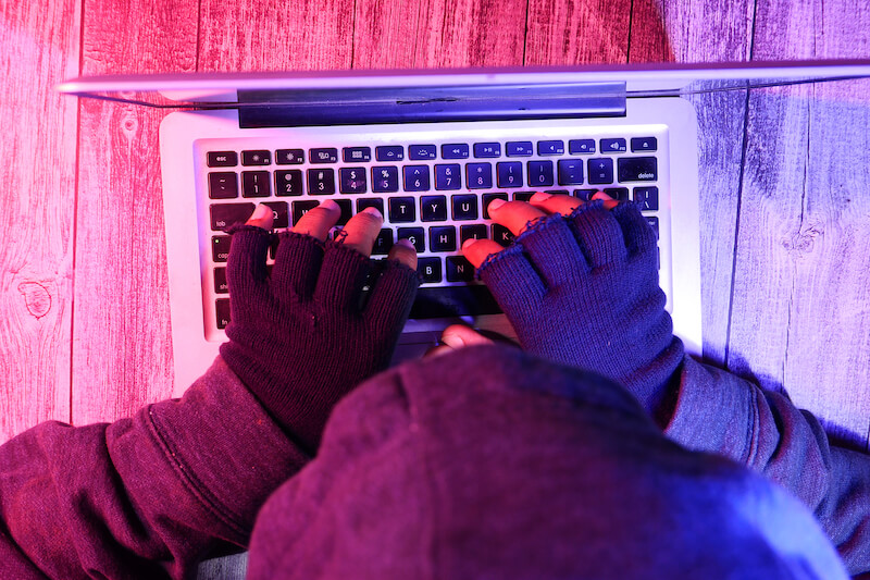 Rechnung an Hacker überwiesen: Behält der Unternehmer seinen Werklohnanspruch?