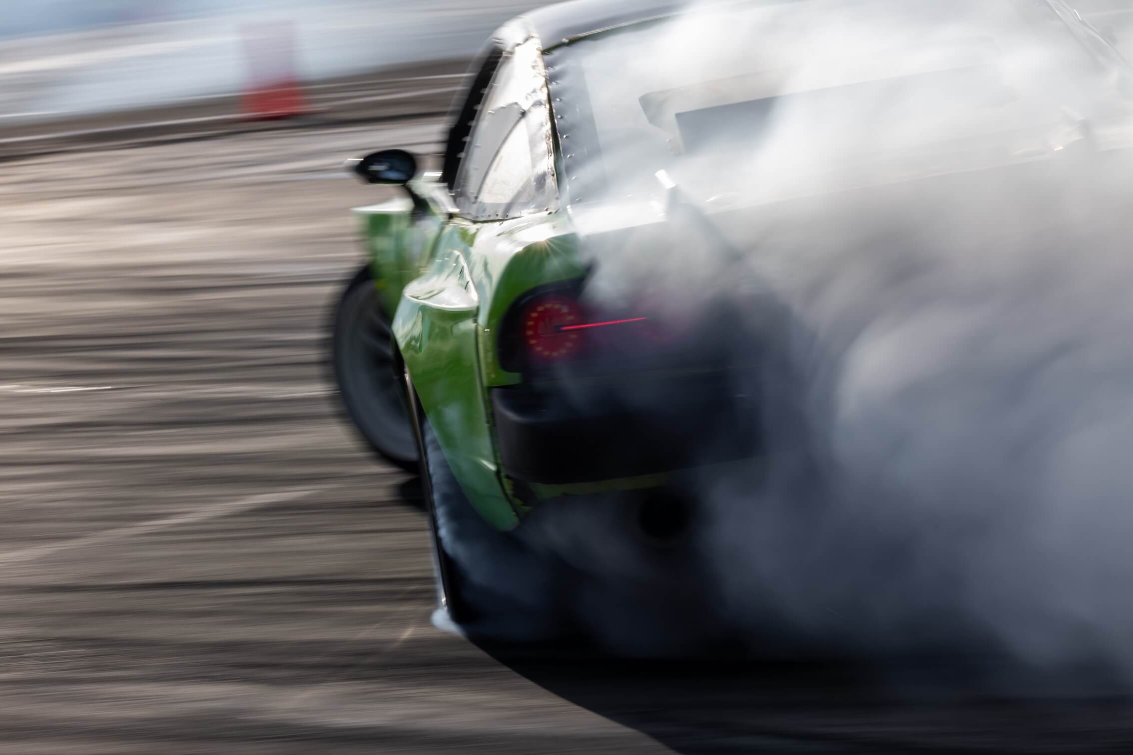 Unfall auf dem Nürburgring: Wer haftet, wenn Motorrad und Auto sich nicht berühren?