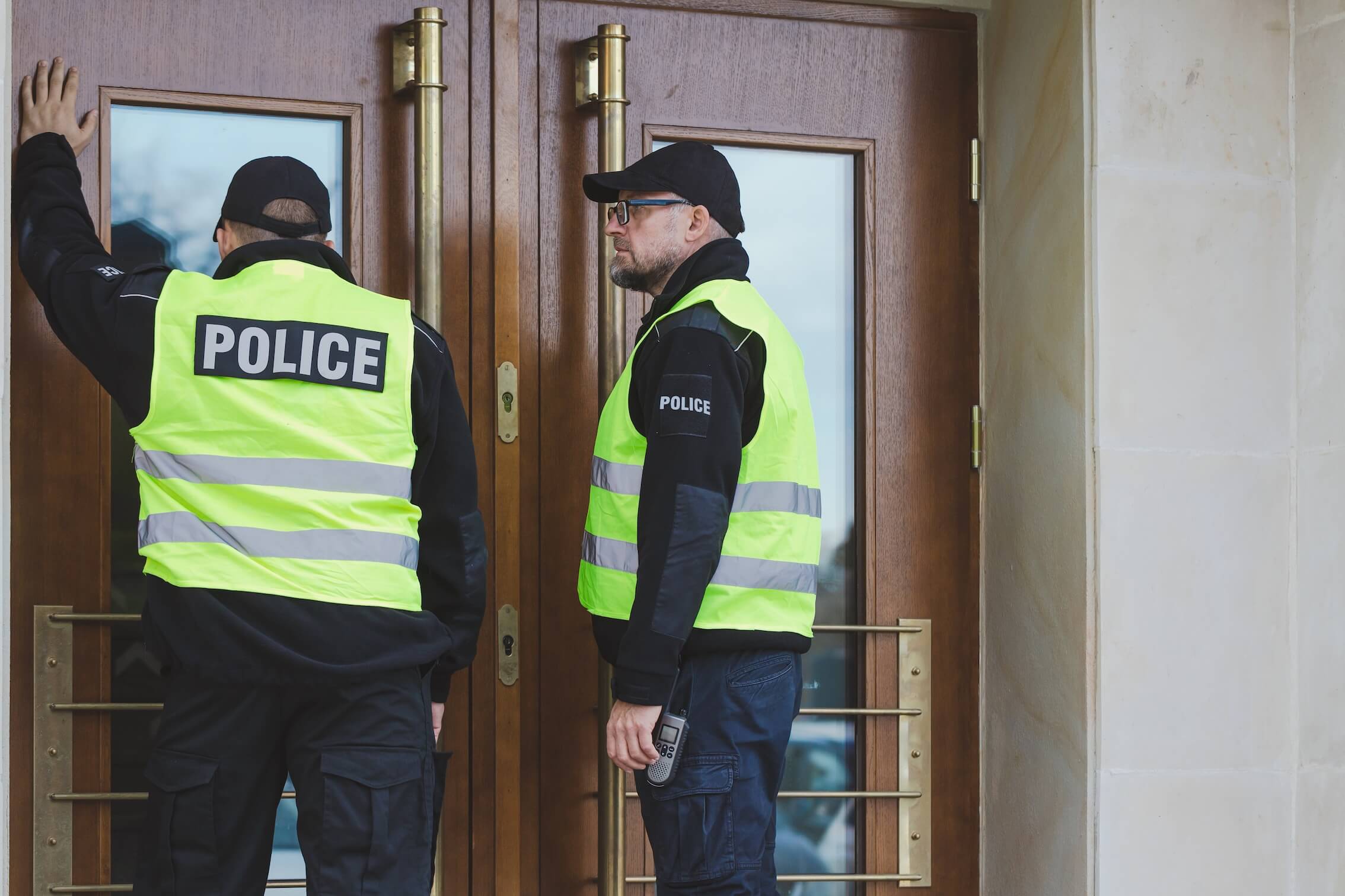 Der BGH zur Abgrenzung von Raub und räuberischem Diebstahl